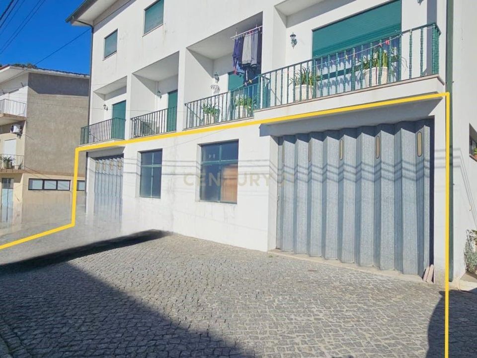 Erhvervsejendom i Marco de Canaveses, Porto - foto 3