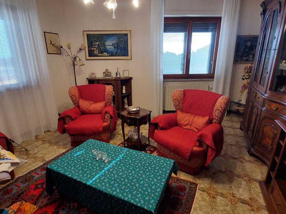 Lejlighed i Carrara, Massa and Carrara - foto 3