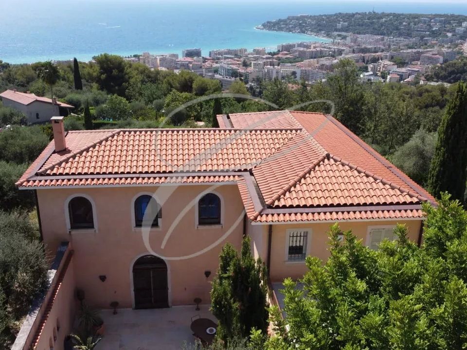 Villa i Menton, Alpes-Maritimes - foto 1