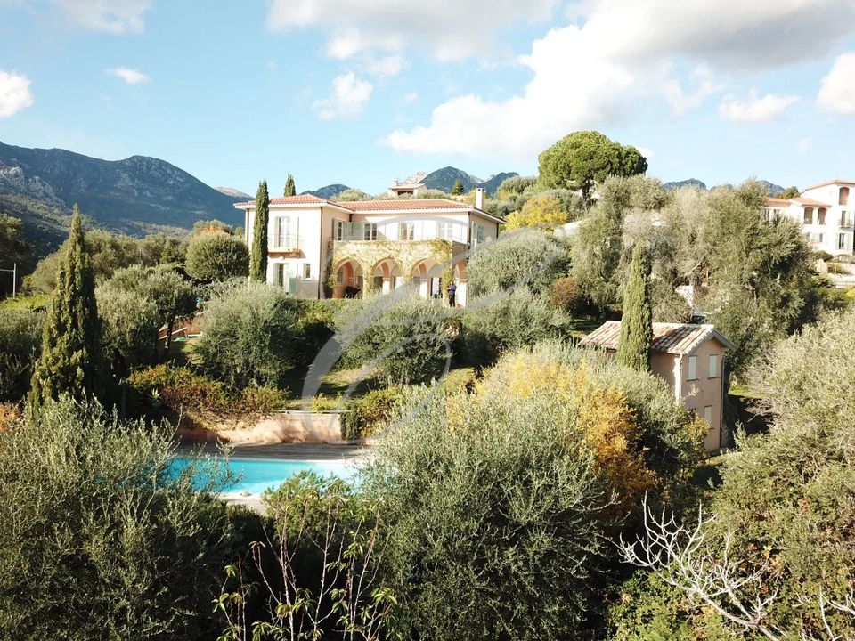 Villa i Menton, Alpes-Maritimes - foto 1