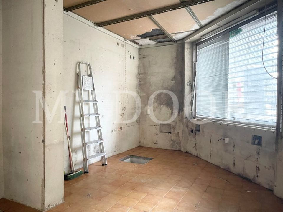 Erhvervsejendom i Moscavide, Lisbon - foto 4