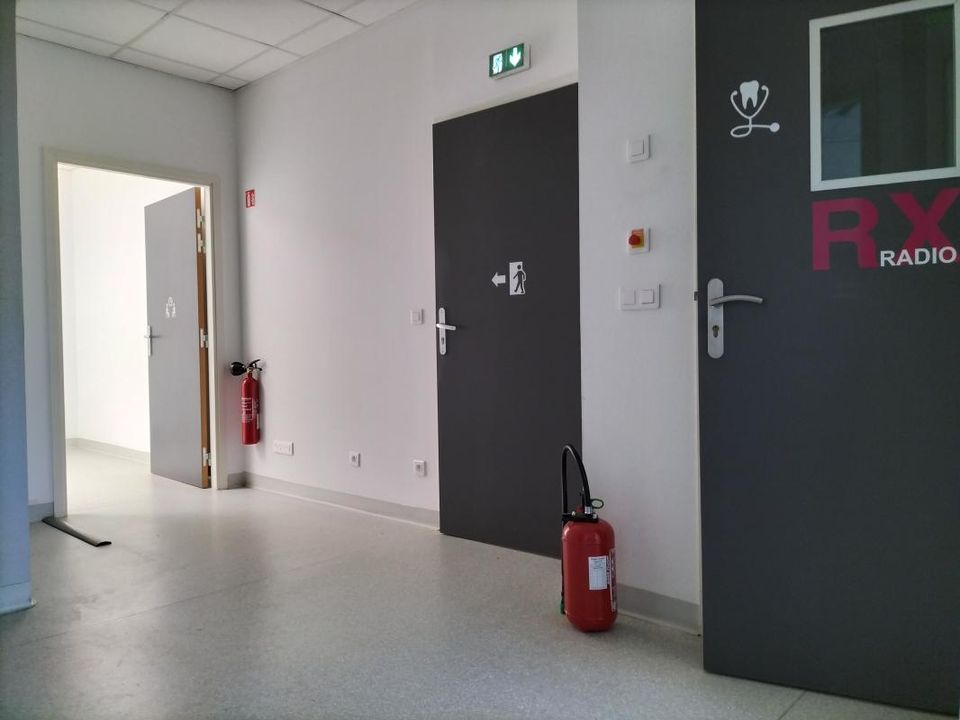 Erhvervsejendom i Estrées-Saint-Denis, Oise - foto 5