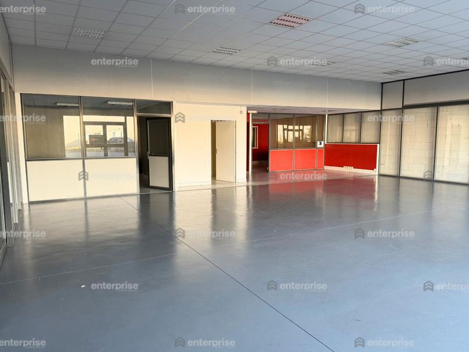 Erhvervsejendom i Roye, Somme - foto 2