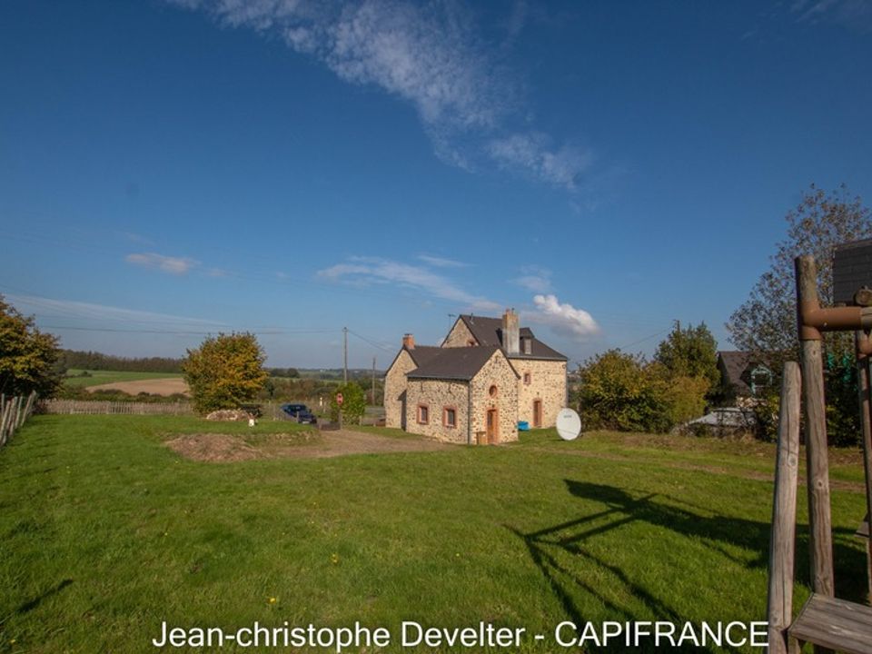 Herregård i Saint-Georges-Buttavent, Mayenne - bilde 2