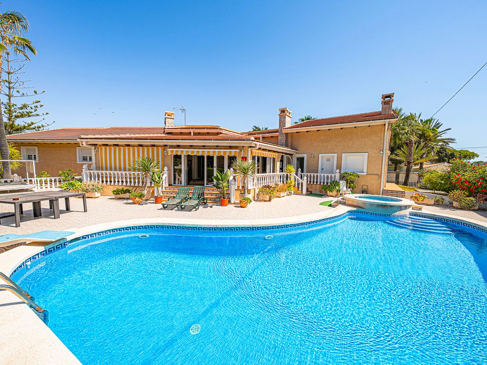 Villa i Cabo Roig, Alicante - foto 1