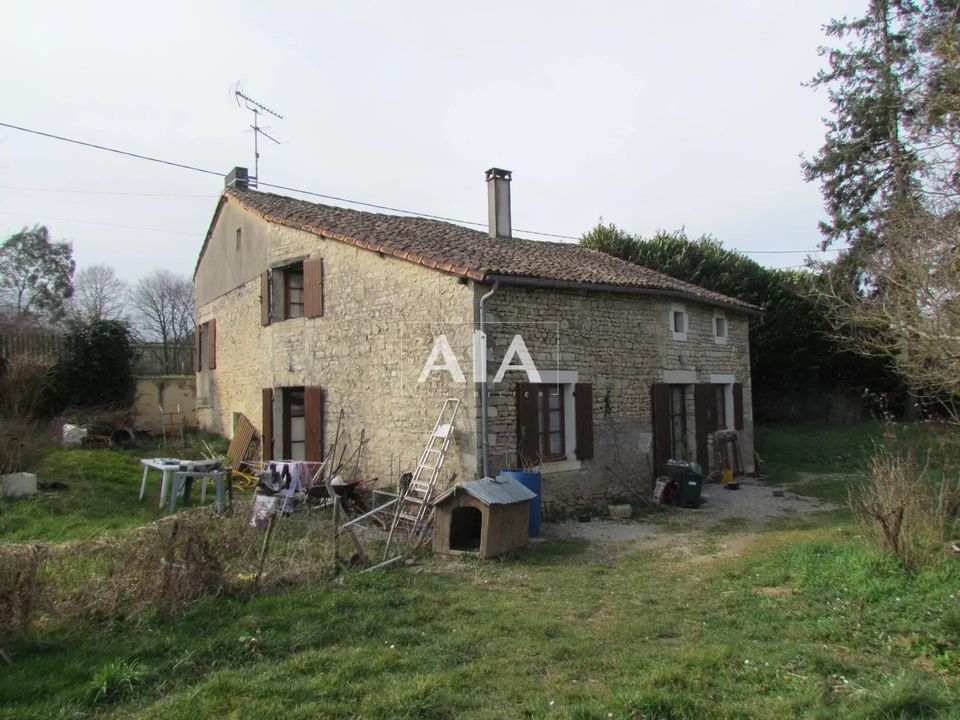 Herregård i Les Adjots, Charente - bilde 1