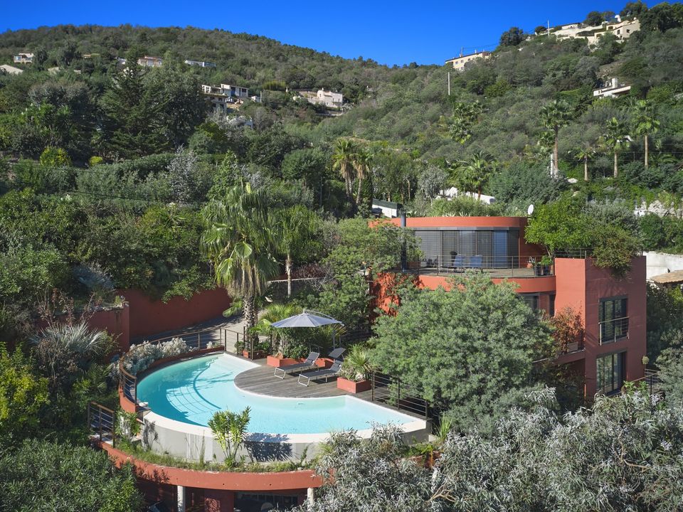 Villa i Mandelieu-la-Napoule, Alpes-Maritimes - foto 2