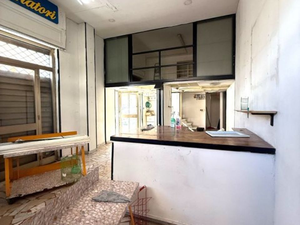 Propriedade comercial em Casoria, Naples - foto 4