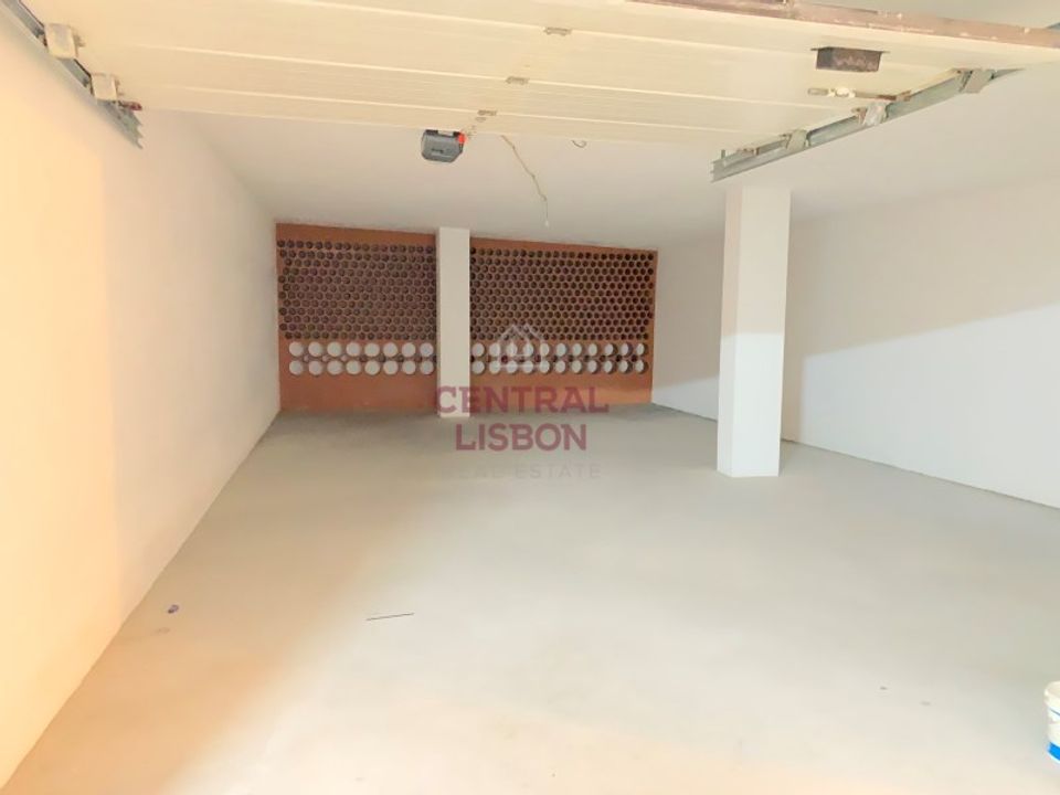 Garage i Sao Pedro do Sul, Viseu - foto 3