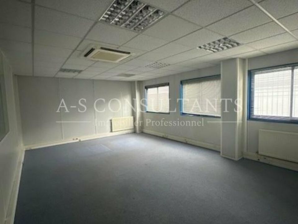Erhvervsejendom i La Roche-sur-Foron, Haute-Savoie - foto 5
