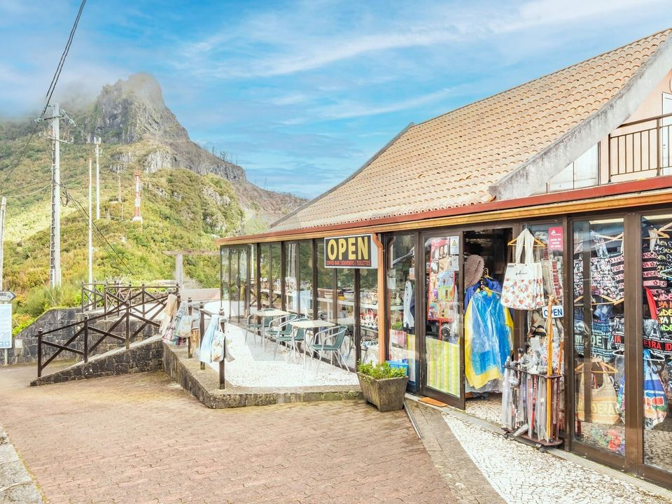 Erhvervsejendom i Ribeira Brava, Madeira - foto 1