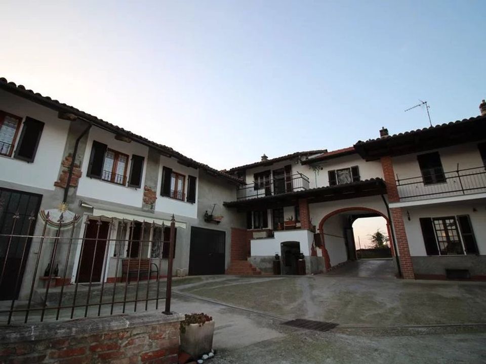 Villa en Camerano Casasco, Asti - foto 1