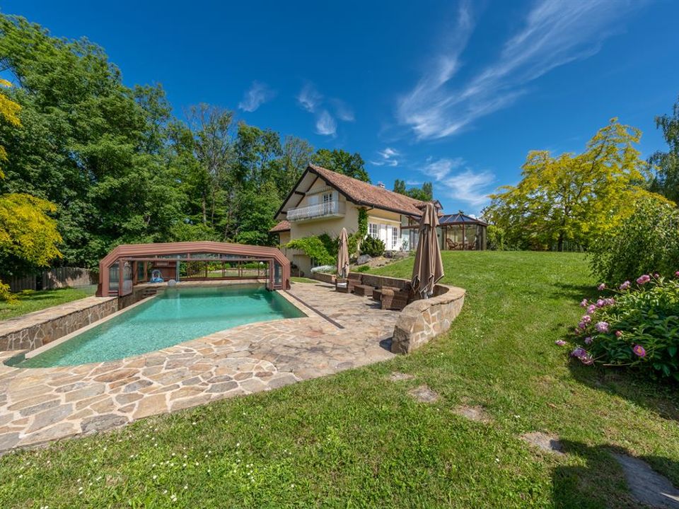 Villa i Chens-sur-Léman, Haute-Savoie - foto 1
