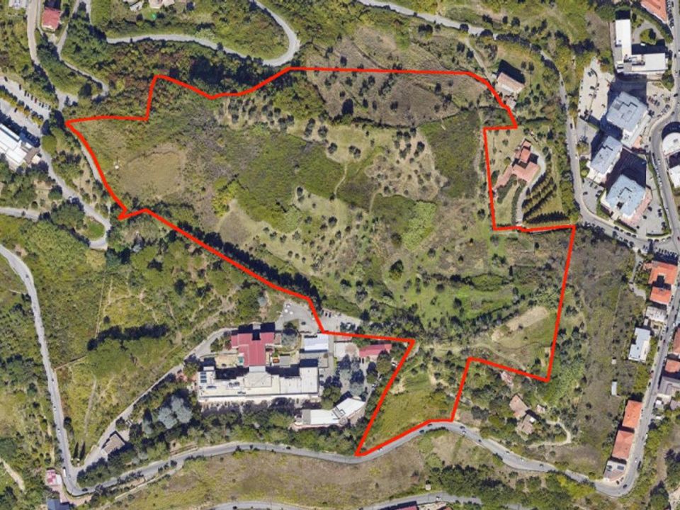 Helårsgrund i Cosenza, Cosenza - foto 1