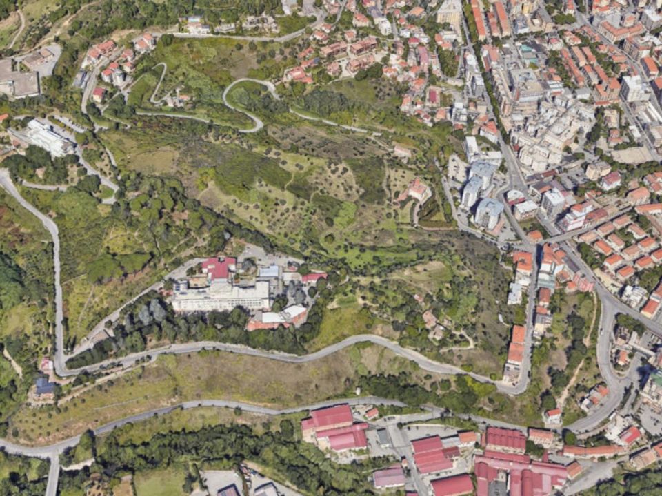 Helårsgrund i Cosenza, Cosenza - foto 3