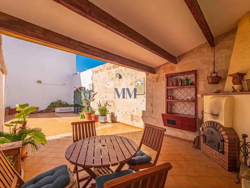 Dorpshuis in Es Castell, Menorca - foto 1