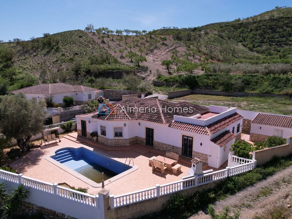 Villa i Arboleas, Almeria - foto 1