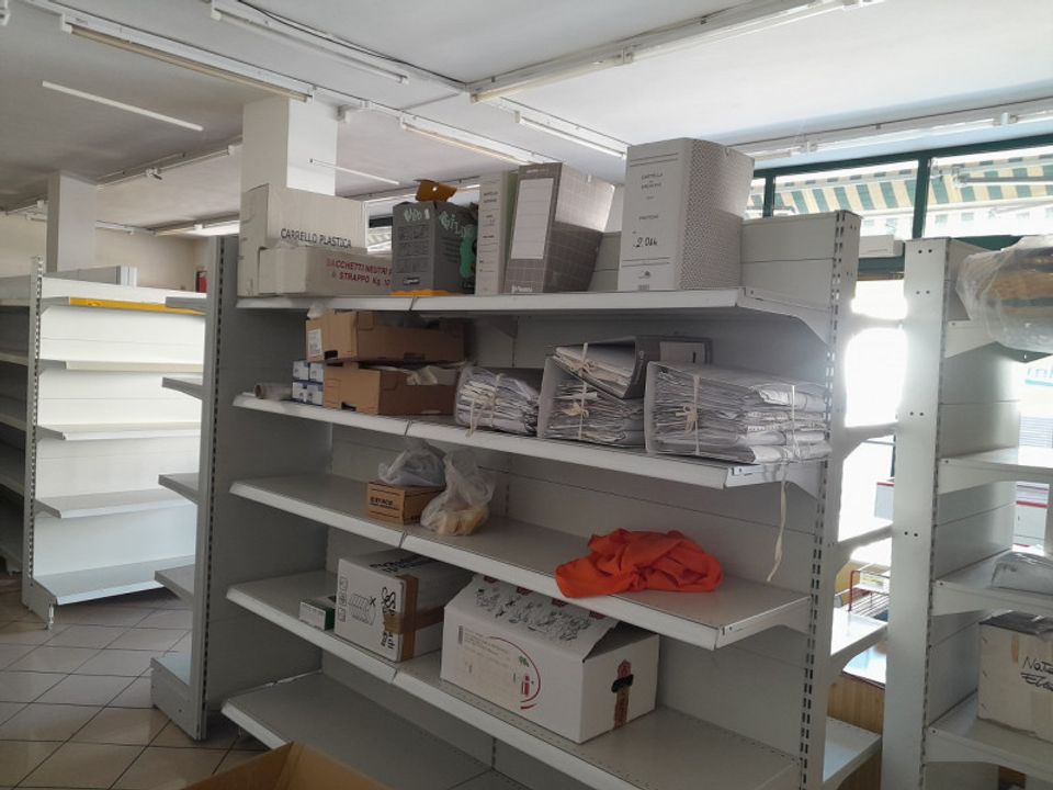 L'establiment comercial a San Pietro Viminario, Padua - foto 5