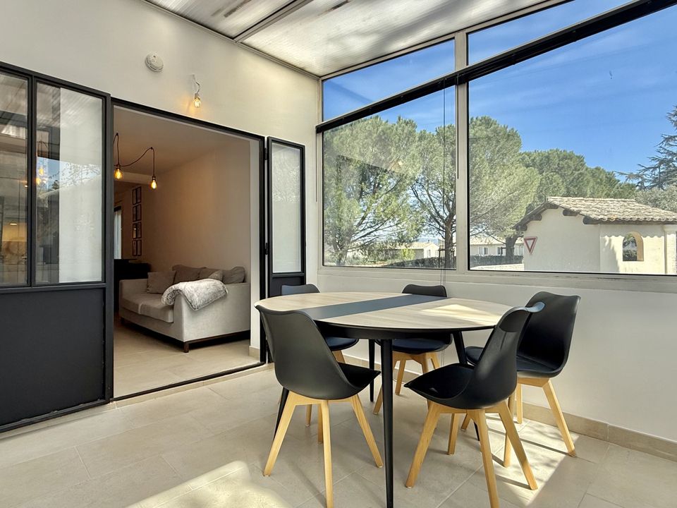 Villa in Taillades, Vaucluse - photo 2