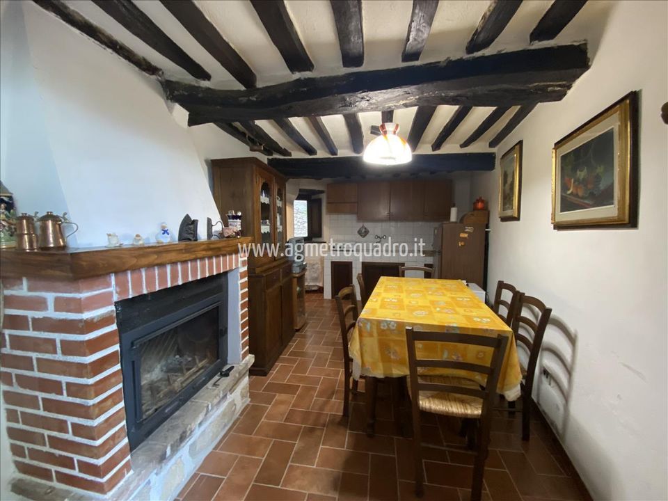 Rækkehus i Sarteano, Siena - foto 1