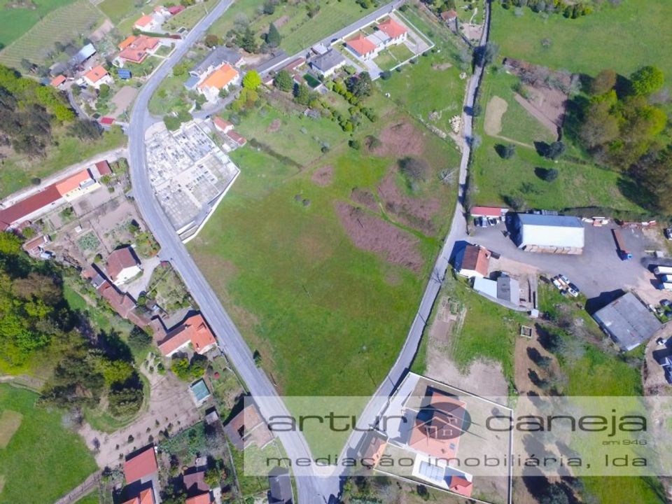 Helårsgrund i Arcos de Valdevez, Viana do Castelo - foto 2