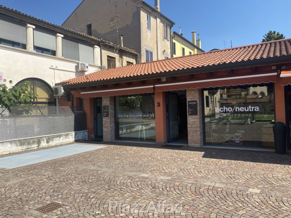 Erhvervsejendom i Piove di Sacco, Padua - foto 1
