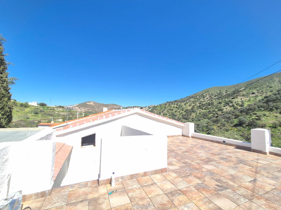 Country house in Chercos, Almeria - photo 2