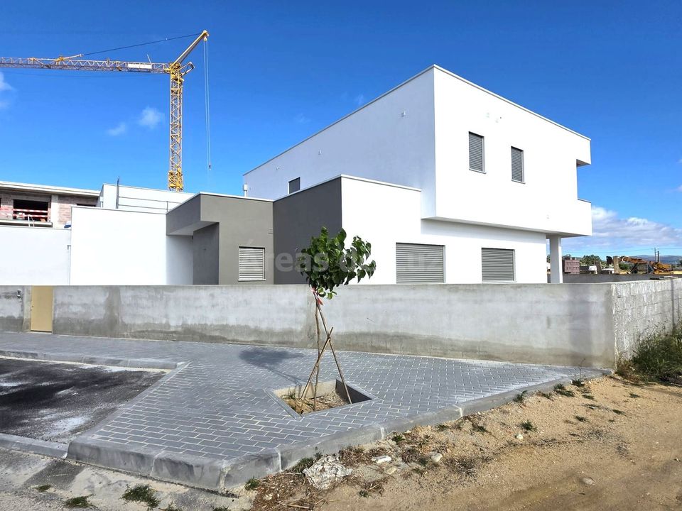 Villa a Batalha, Leiria - foto 1
