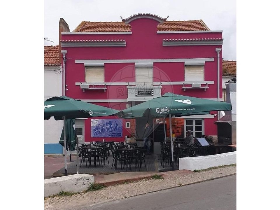Erhvervsejendom i Amora, Setubal - foto 1