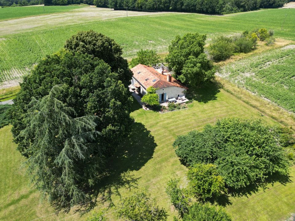 Villa i Aubeterre-sur-Dronne, Charente - foto 1