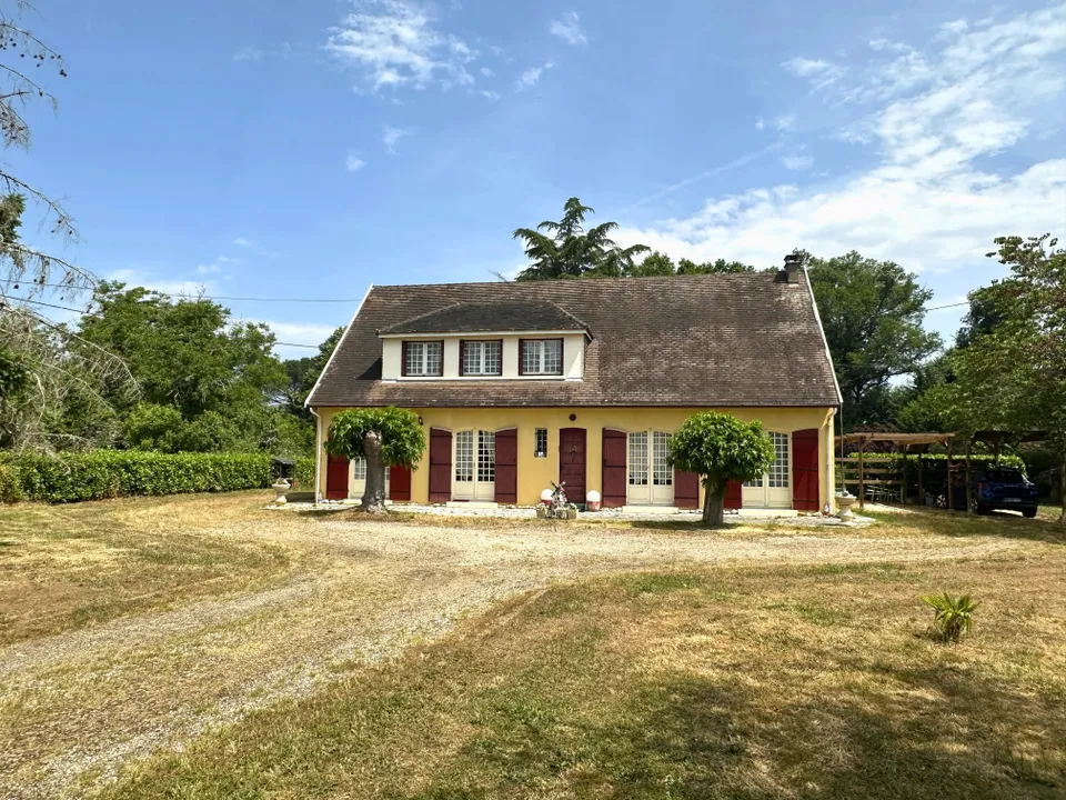 Villa i Montpon-Menesterol, Dordogne - foto 1