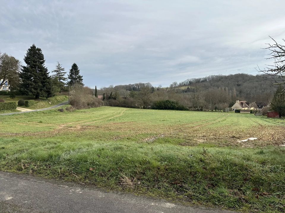 Helårsgrund i Lanquais, Dordogne - foto 1