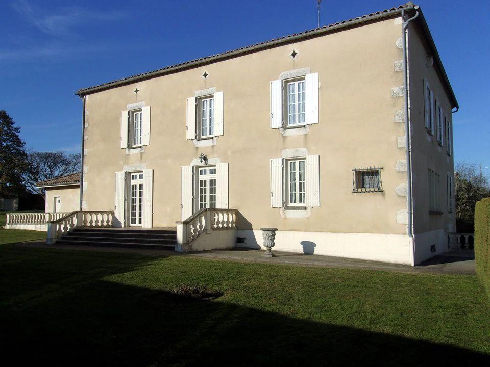 Landsbyhus i Villeneuve-de-Duras, Lot-et-Garonne - foto 1