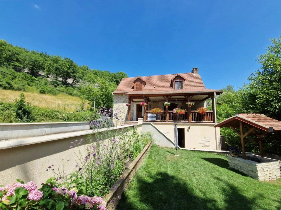 Villa in Villeneuve, Aveyron - photo 3