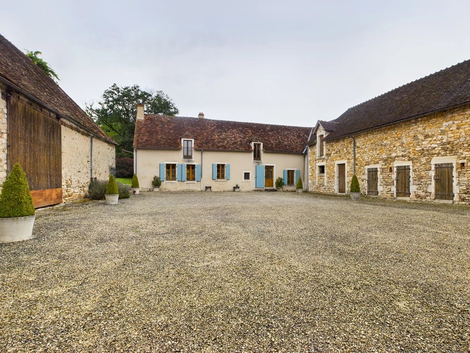 Villa i Ciron, Indre - foto 1