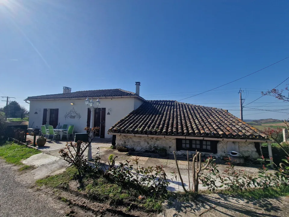 Casa de poble a Monbahus, Lot-et-Garonne - foto 5