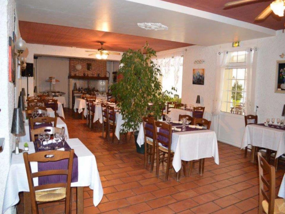 Villa in Monflanquin, Lot-et-Garonne - foto 5