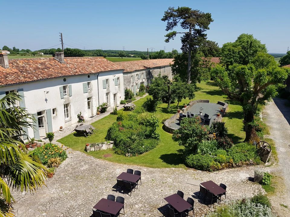 Villa i Saint-Jean-d'Angely, Charente-Maritime - foto 2