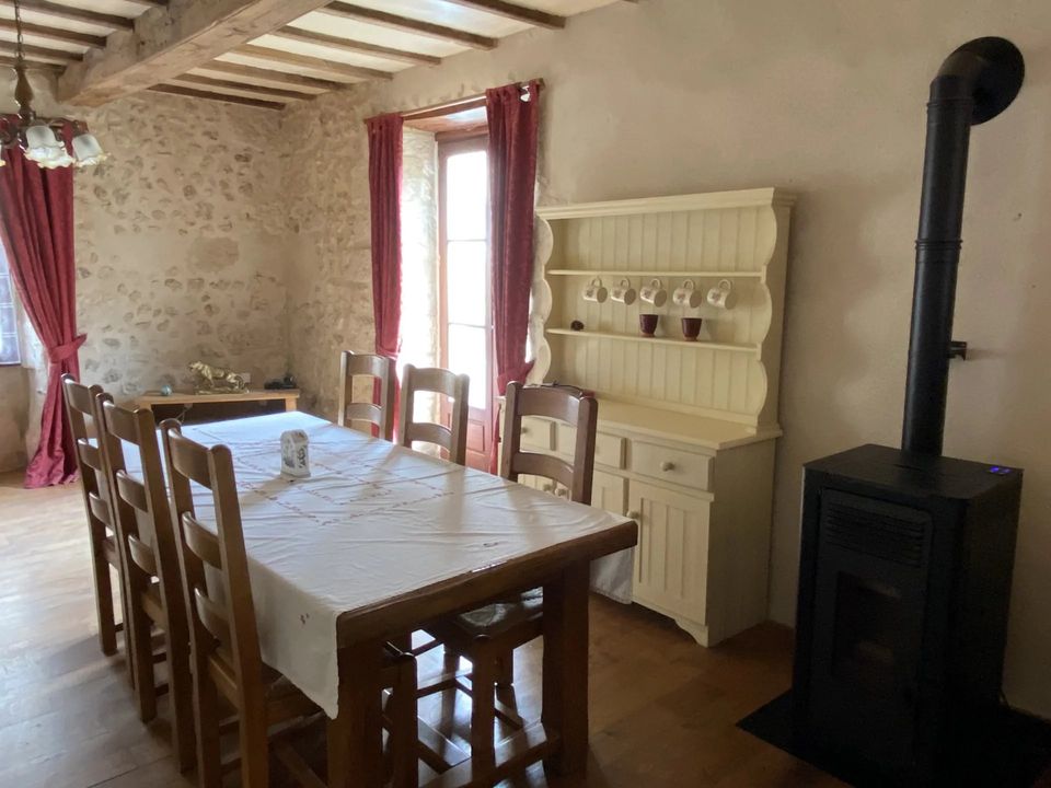 Landsbyhus i Saint-Severin, Charente - foto 3