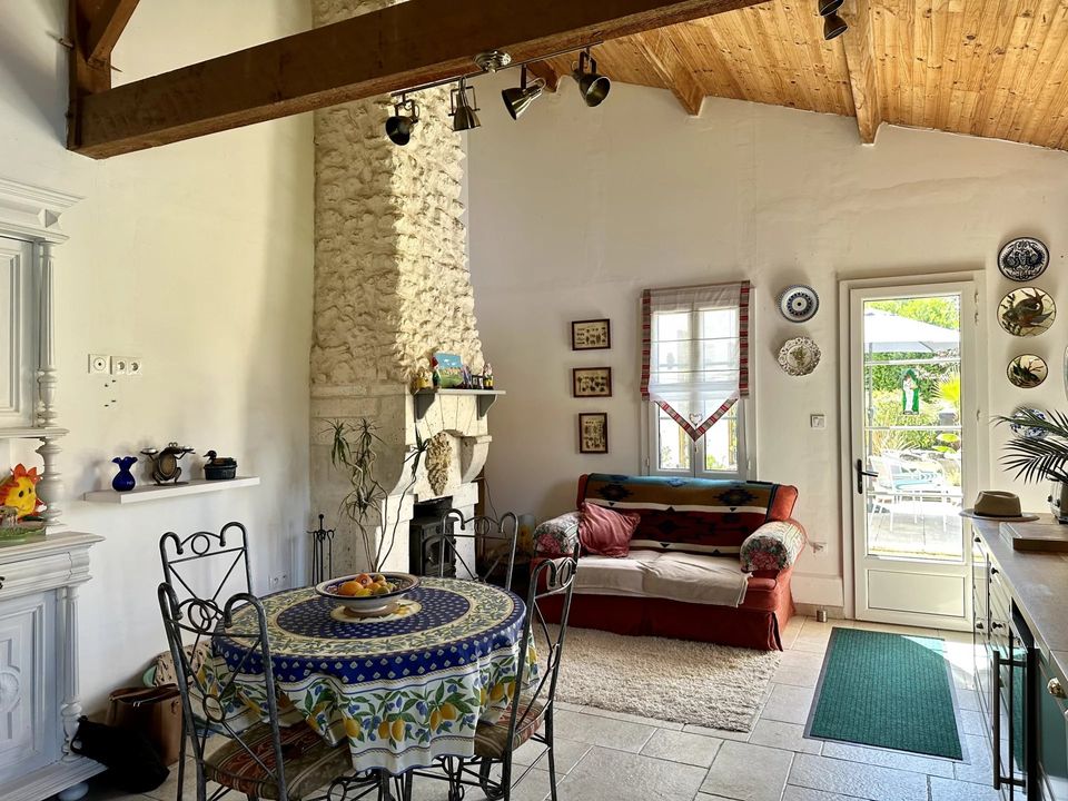 Villa i Bonnes, Charente - foto 3