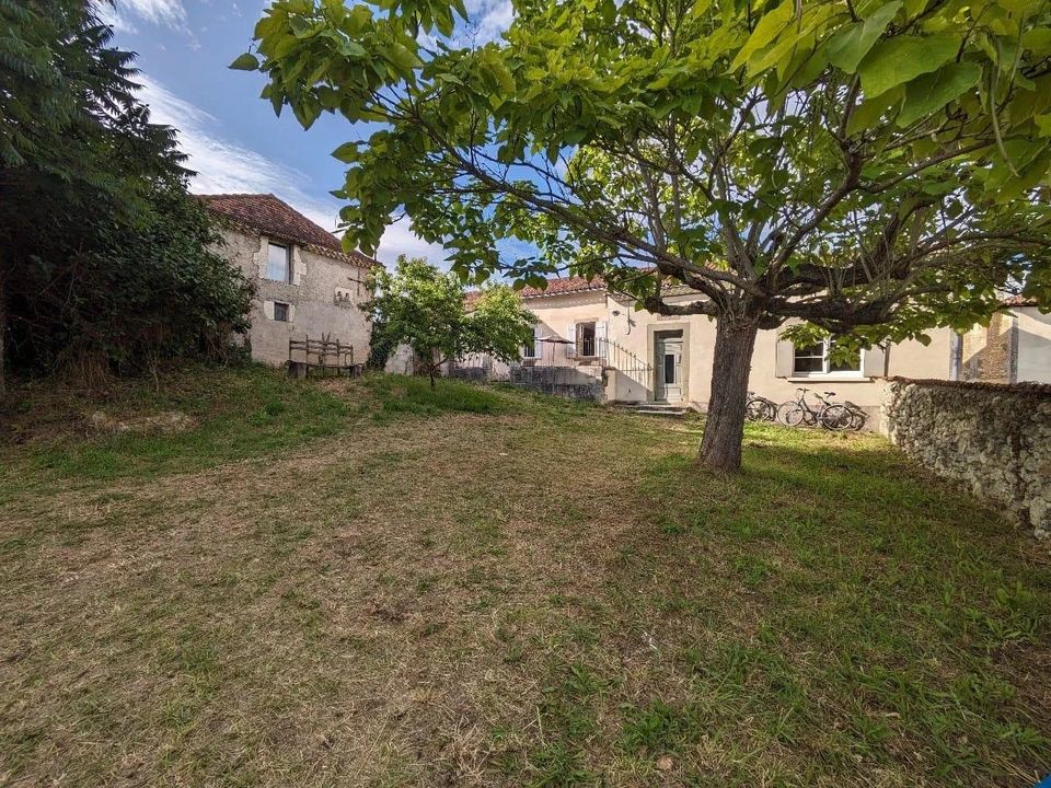 Villa i Aubeterre-sur-Dronne, Charente - foto 1
