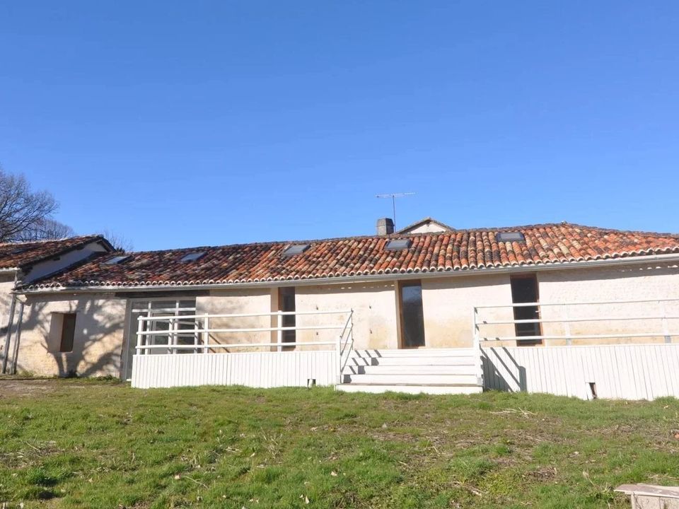 Villa i Villebois-Lavalette, Charente - foto 1
