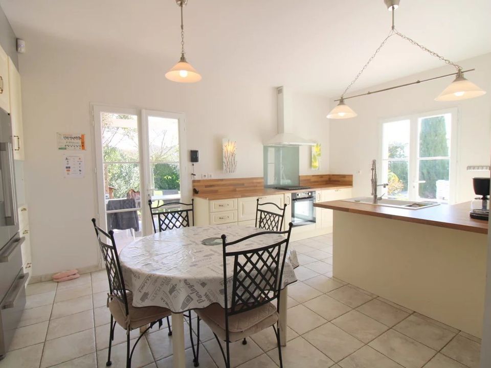 Landsbyhus i Jarnac-Champagne, Charente-Maritime - foto 3