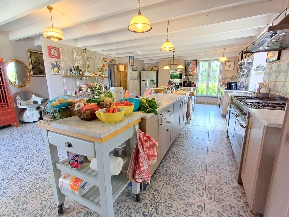 Landsbyhus i Saint-Thomas-De-Conac, Charente-Maritime - foto 2
