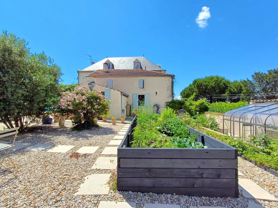 Landsbyhus i Saint-Thomas-De-Conac, Charente-Maritime - foto 5