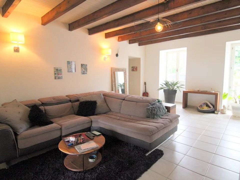 Villa i Saint-Bonnet-Sur-Gironde, Charente-Maritime - foto 5