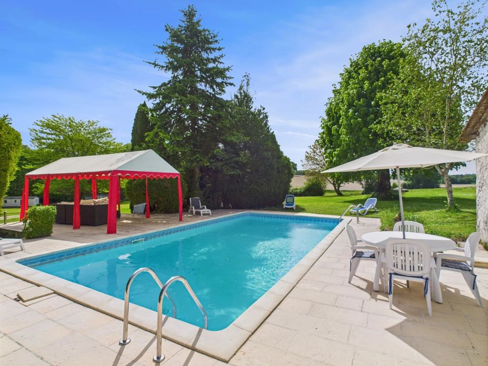 Landsbyhus i Poullignac, Charente - bilde 2