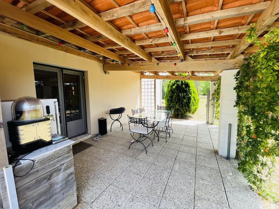 Villa in Chillac, Charente - photo 2