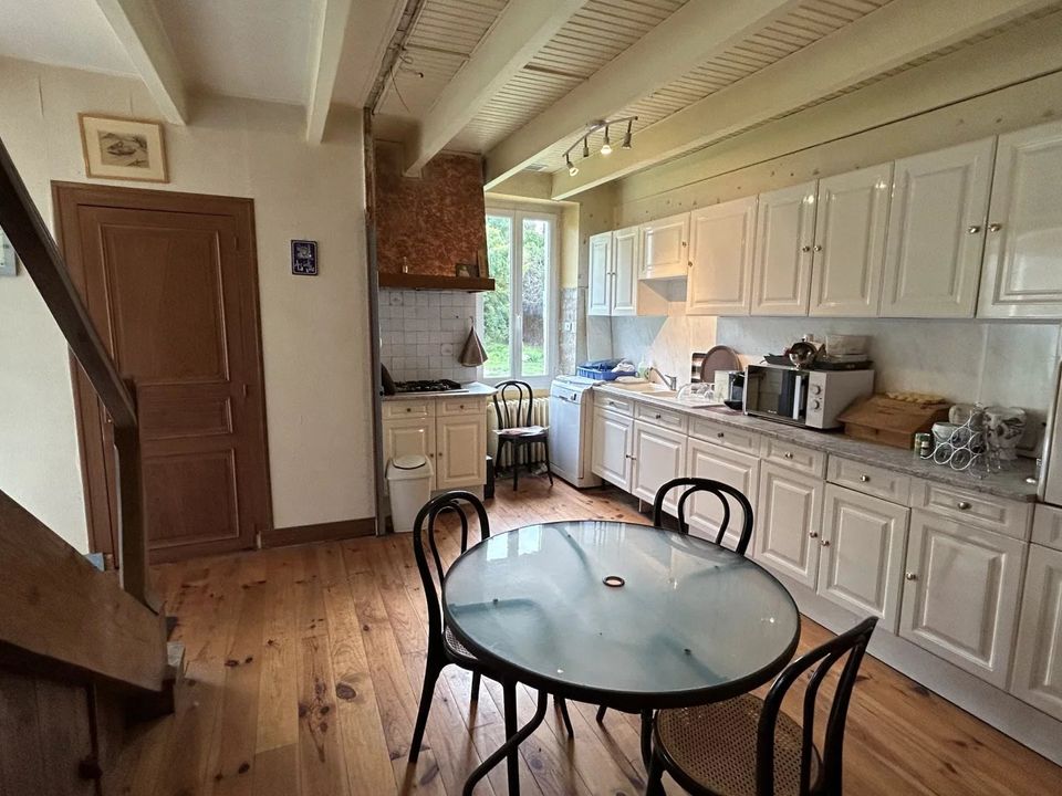 Villa in Reignac, Charente - photo 4