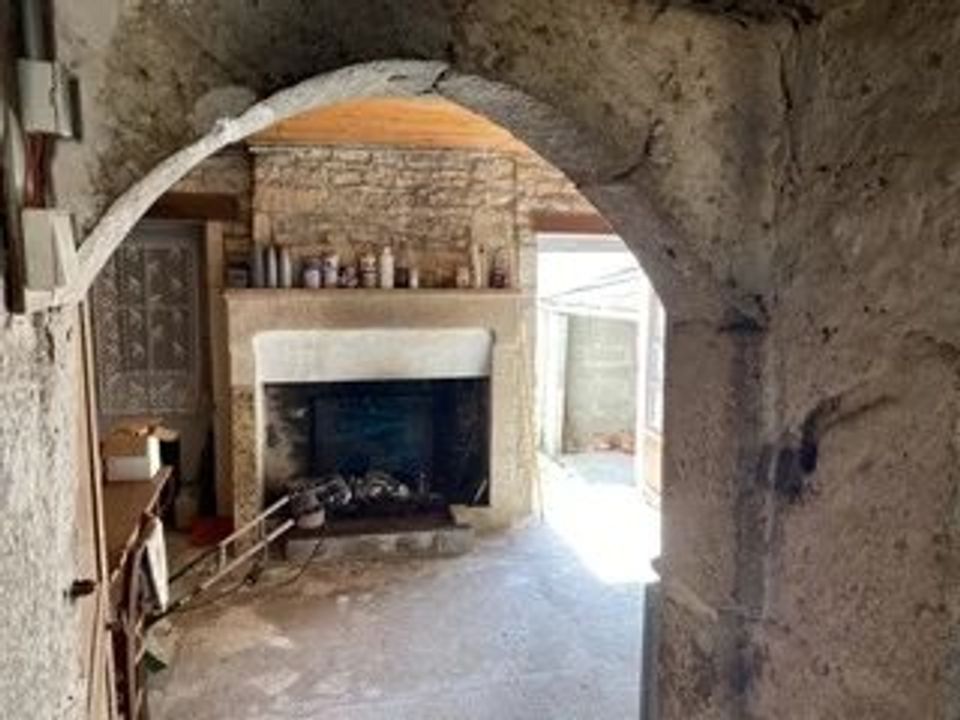 Landsbyhus i Beaulieu-sur-Sonnette, Charente - foto 2